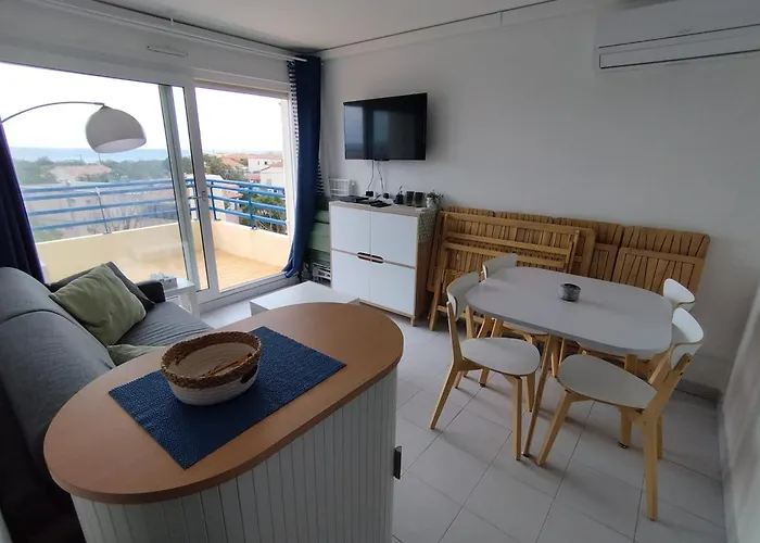 180 Panoramic Terrace * フロンティニャン